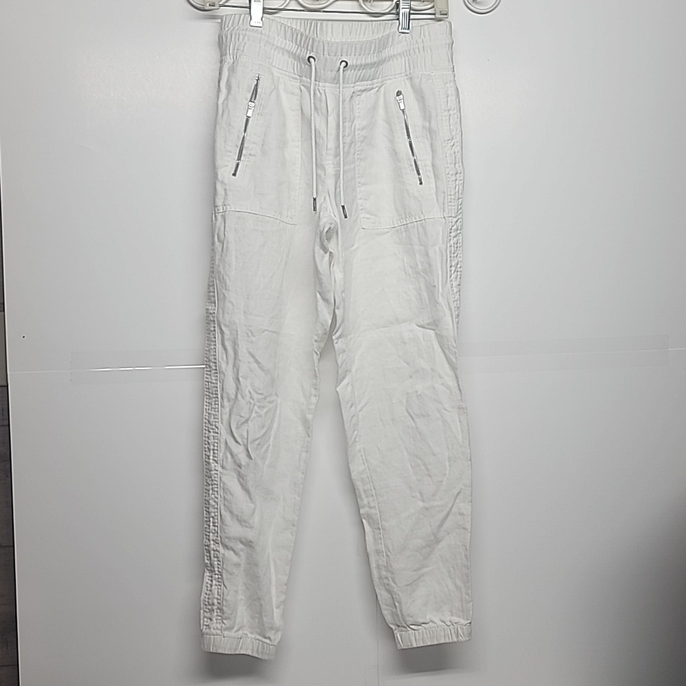 Athleta Cabo LINEN jogger white elastic waist and cuffs. 4 Pockets. Trendy comfy